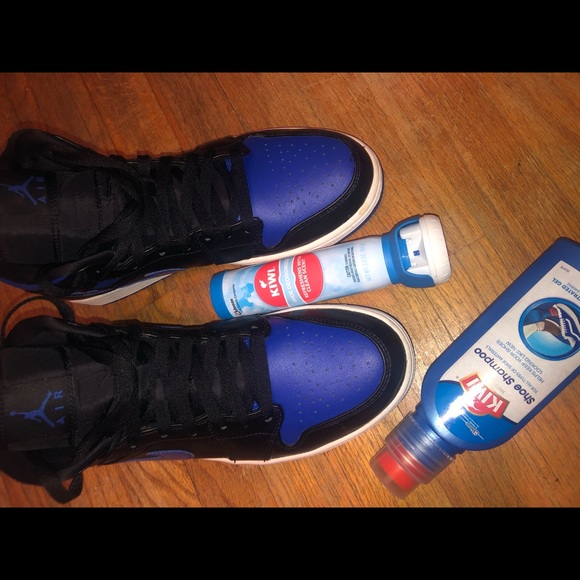 2020 Jordan retro 1’s Royal mid - Picture 3 of 3